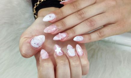 Nail Art Sakura : Manucure à Aix-en-Provence