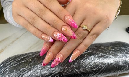 Luxury Nails - Augsburg: Nagelstudio in Augsburg