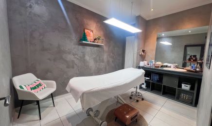 Maison de beauté LB : Manucure à Yutz