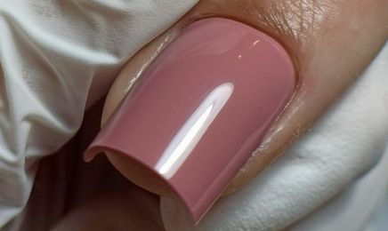 AR'tistic Beauty : Manucure à Puyréaux