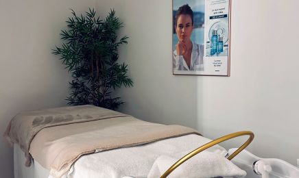 Une Heure pour Soi - Oloron-Sainte-Marie : Manucure à Oloron-Sainte-Marie
