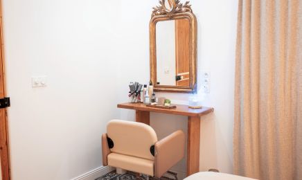 Maison Boy : Coiffeur à Grans