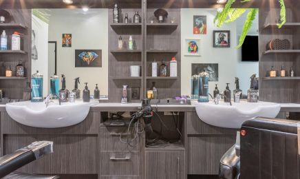 Divine Barber Shop : Coiffeur à Montévrain