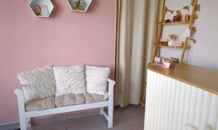 Aux Petits Soins d'Alex : Manucure à Frontignan