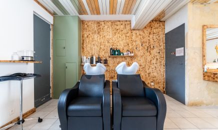 Addict tiffany coiffure  : Coiffeur à Arles