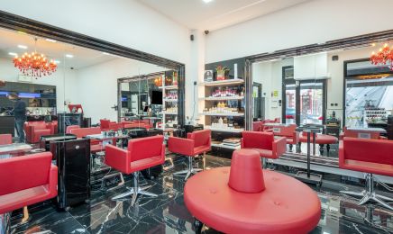Au salon de Nadia  : Coiffeur à Montreuil
