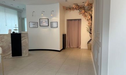 Nhi Aesthetics: Kosmetikstudio in Volkach