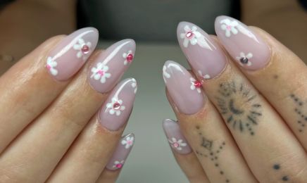 Black River Nails : Manucure à Marseille