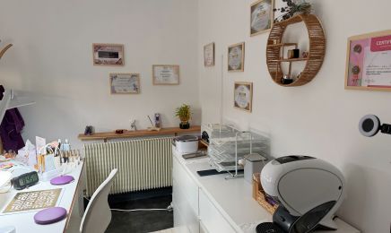 L’atelier d’Art By M : Manucure à Art-sur-Meurthe