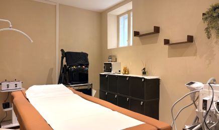 Beauty Nails  : Institut de beauté à Drap