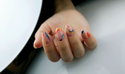 NBM & Co - Ongles et Formations : Manucure à Vercel-Villedieu-le-Camp