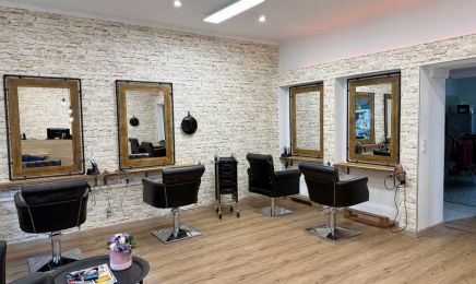 Haarstudio NH 2: Friseur in Berlin