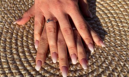 C’nails & Cils  : Manucure à Saint-Selve