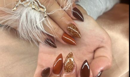 Styling Design - Spécialisé en extension de cils et en ongles : Institut de beauté à Thiaville-sur-Meurthe