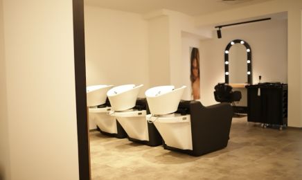 Sema Mihlar Hairdesign: Friseur in Dorsten