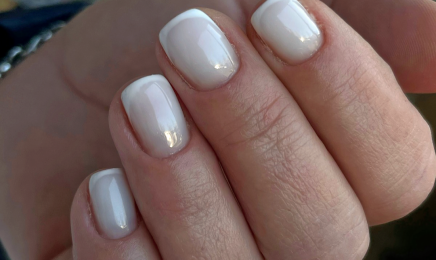 Em Nails Studio  : Manucure à Villenave-d'Ornon