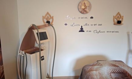 L'Esthetique By Anaïs  : Coiffeur à Toulouges