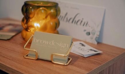 Browdesign by GS: Kosmetikstudio in Saal an der Saale