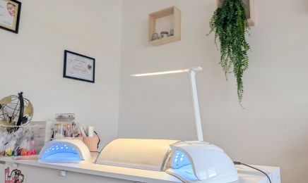 Lucie Beauty  : Manucure à Brebières