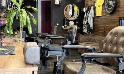 HOUSS COIFFURE : Coiffeur à Dives-sur-Mer