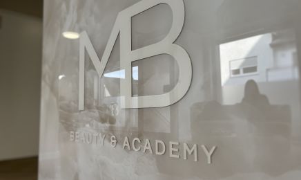MB Beauty & Academy: Kosmetikstudio in Mühlheim am Main