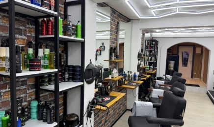 Scherenkunst Friseur : Friseur in Röttenbach