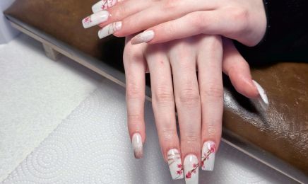 Eva Esthétique : Manucure à Lyon