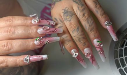 Iconic Nails 63 : Institut de beauté à Clermont-Ferrand