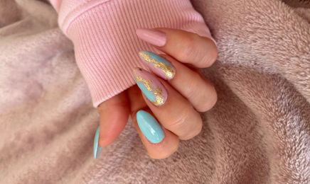 L’Atelier Ongles & Beauté : Institut de beauté à Contes