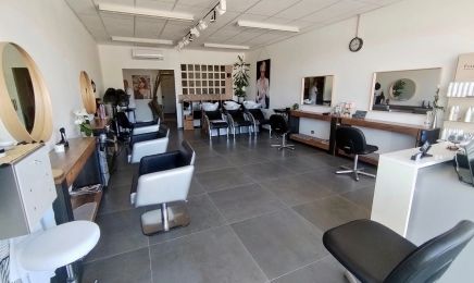 Masculin Féminin - Coiffeur : Coiffeur à Décines-Charpieu