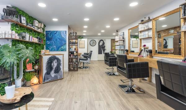 Extension De Cheveux Arcachon A Arcachon 33120 Planity