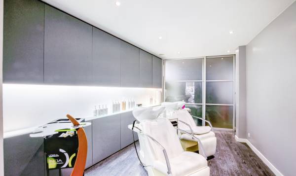 CONFIDENCES Florence Noppe