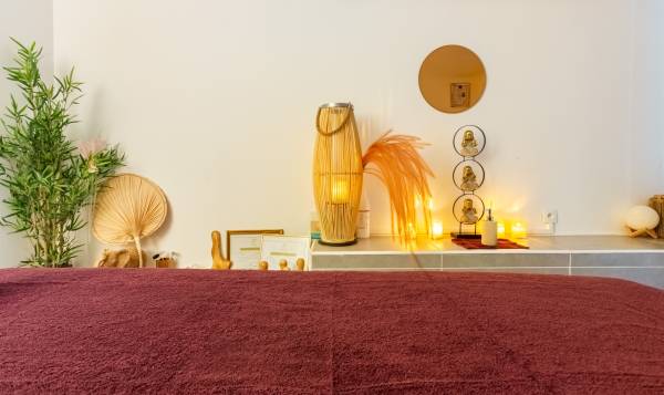 Maison de la beaute by Charnie