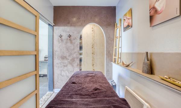 Belle en soie - Meyzieu 