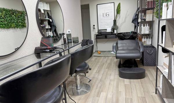 Laura Capelli Hairstyle