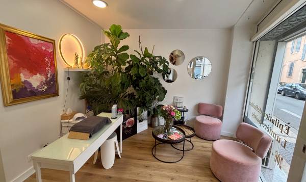 L’institut by Nina