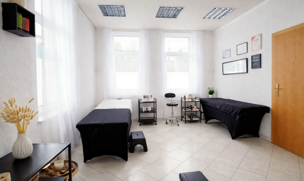 Beauty Lab Permanent Tattoo Kosmetikerin