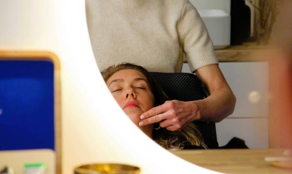 Feel Good by Happynine