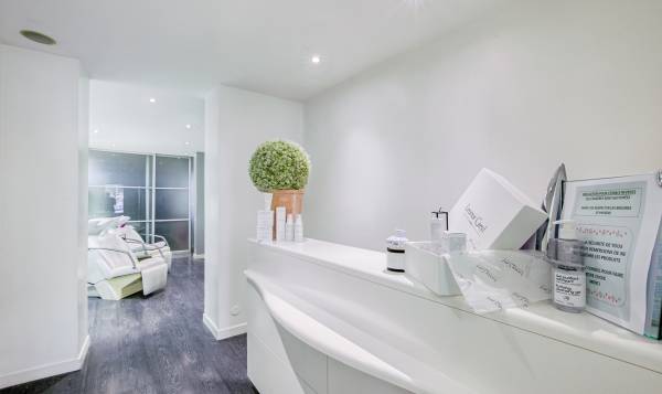 CONFIDENCES Florence Noppe