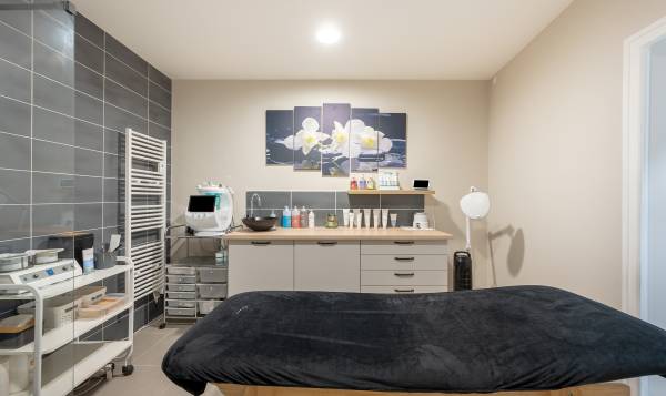 Jess’ Beauté / Jess’ Ongles