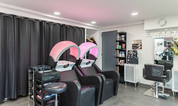  Millano Coiffure