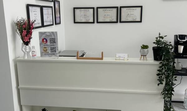 Rose Cosmetics Beauty Studio