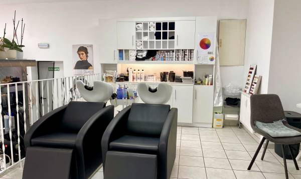 Nara Hair & Beauty Friseursalon