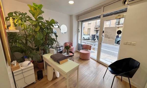 L’institut by Nina