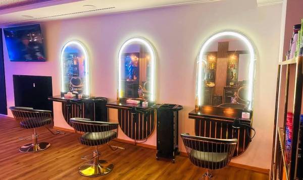 Crystal Friseur 