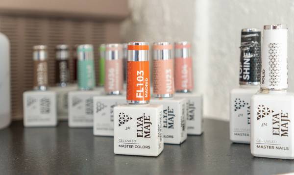 Les 7 secrets d'Isis chez Kiss coiffure