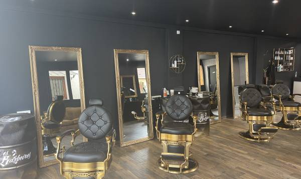 Los Barbeiros Paris Barbershop