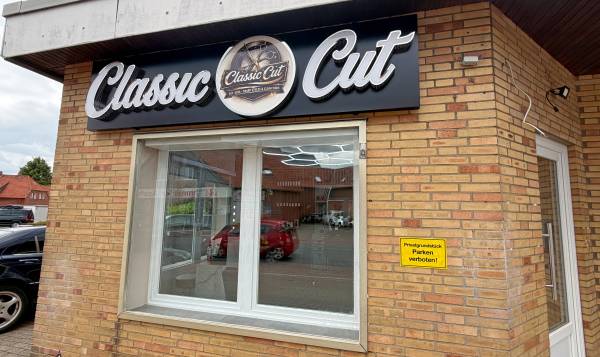 CLASSIC CUT