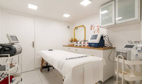 Institut de Beauté - Eiffel Shop 