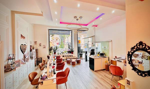 Diamond Nails & Beauty am Hauptbahnhof 